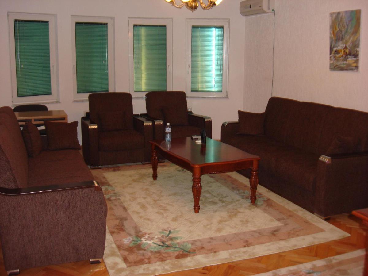 Jani Apartment 프리슈티나 외부 사진